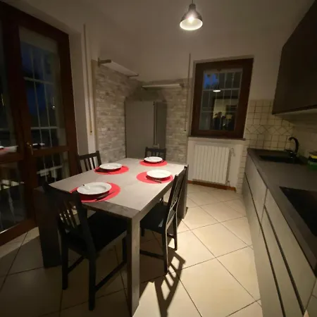 Apartament Ci-ra's A Cernusco S/n *