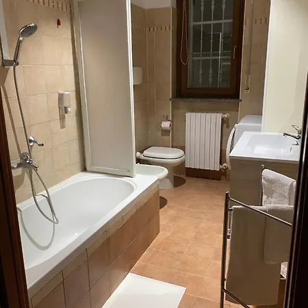 Apartament Ci-ra's A Cernusco S/n *