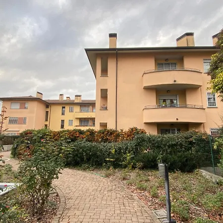 Apartament Ci-ra's A Cernusco S/n Cernusco Sul Naviglio